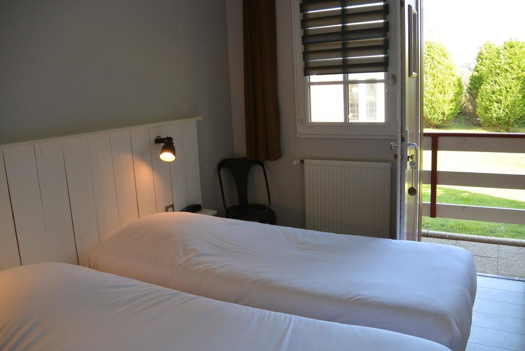 Standard Zweibettzimmer - Straßenblick