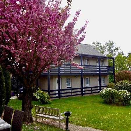 Hotel Nuit Et Jour - La Maison De Lucile-3